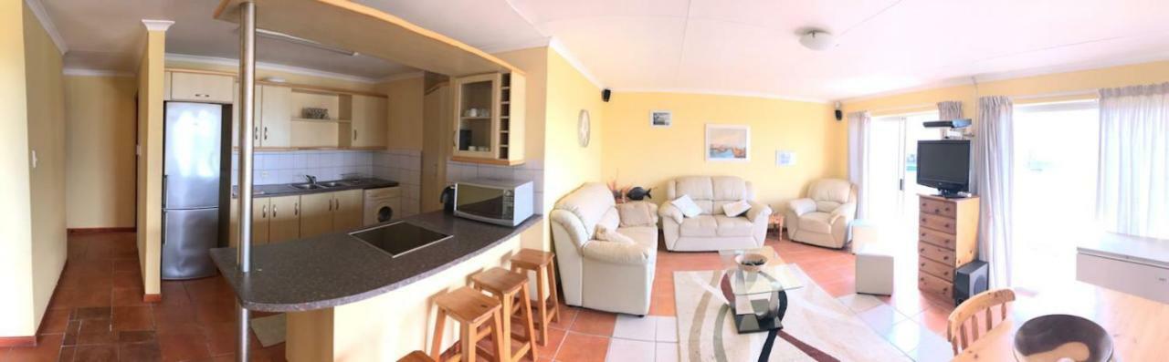 Marina Sands Villa Jeffreys Bay Exterior photo