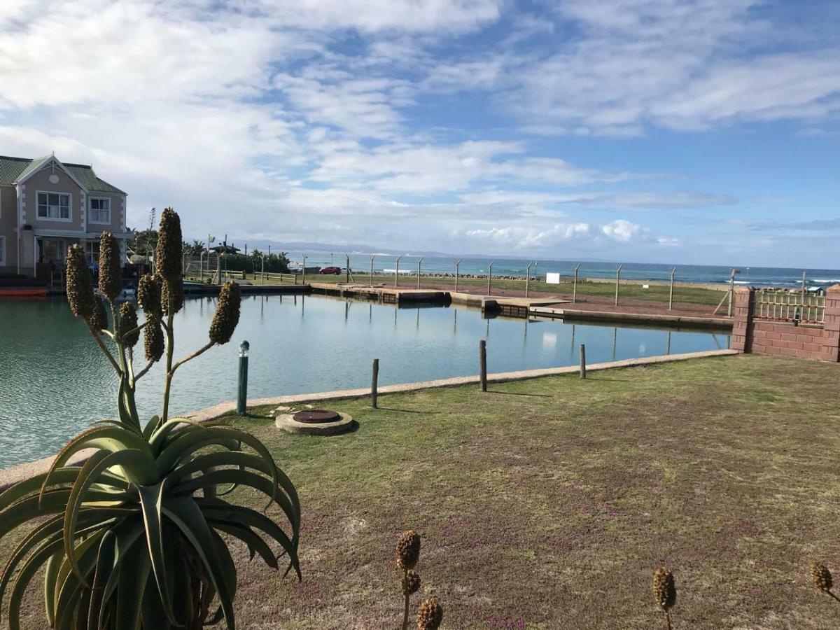 Marina Sands Villa Jeffreys Bay Exterior photo